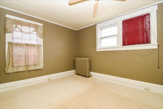 1906 Oxford AVE, Roanoke, VA 24015