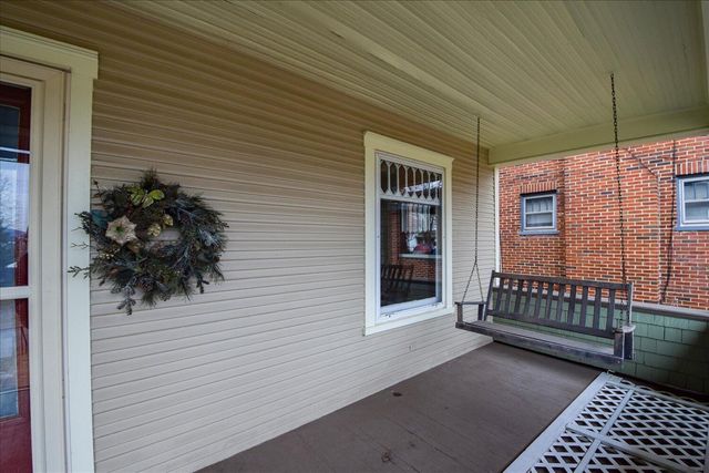 1906 Oxford AVE, Roanoke, VA 24015