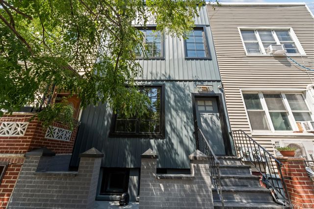 3722 27th Street, Long Island City, NY 11101