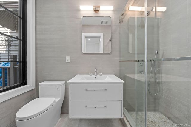 3722 27th Street, Long Island City, NY 11101
