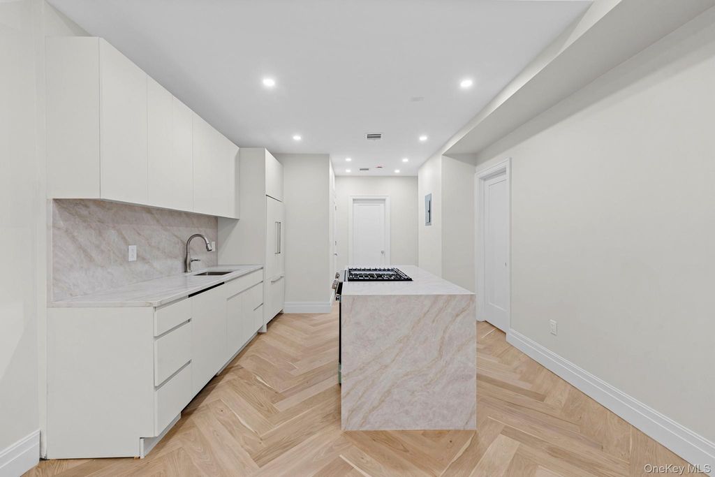 3722 27th Street, Long Island City, NY 11101 — photo 3
