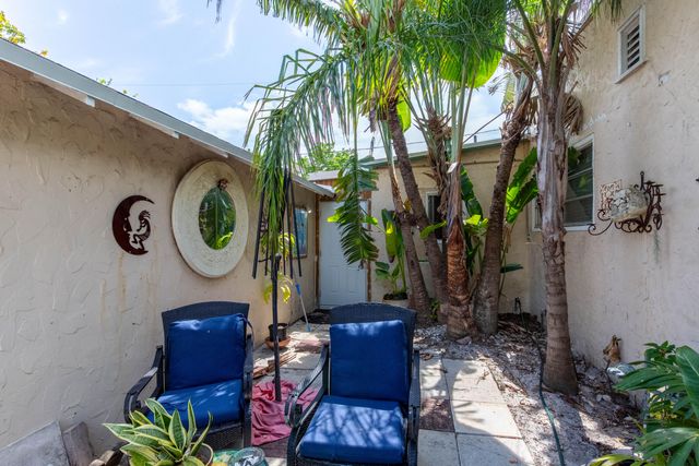 1016 N E Street, Lake Worth Beach, FL 33460