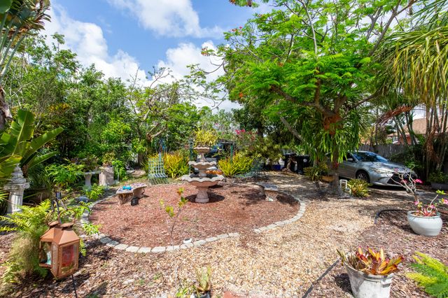 1016 N E Street, Lake Worth Beach, FL 33460