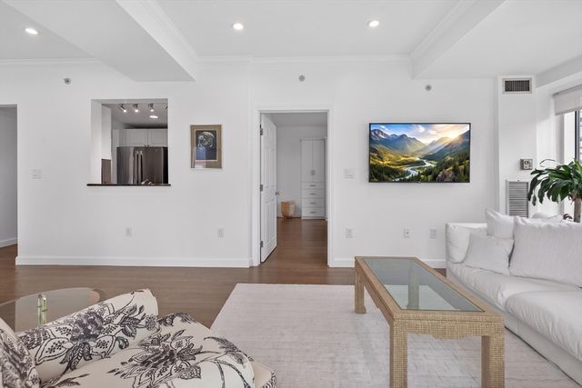 1 Nassau St 1001, Boston, MA 02111