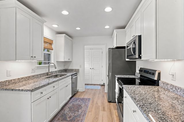 4287 Highway 47, E, White Bluff, TN 37187