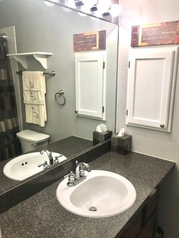 6020 Oakwood Drive 3J, Lisle, IL 60532