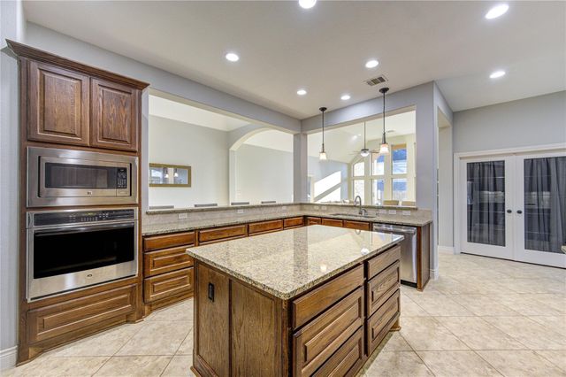 2914 Legend Hill Drive, Katy, TX 77494