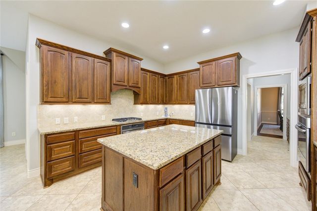 2914 Legend Hill Drive, Katy, TX 77494