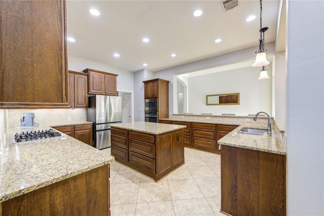 2914 Legend Hill Drive, Katy, TX 77494