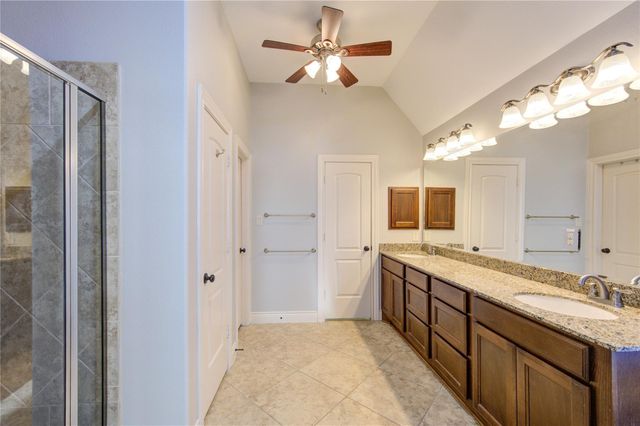 2914 Legend Hill Drive, Katy, TX 77494