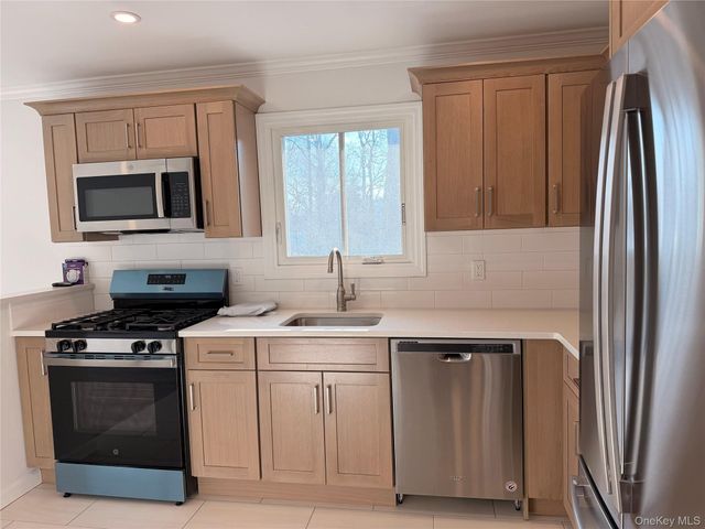 4 Walnut Street A11, Rye, NY 10580