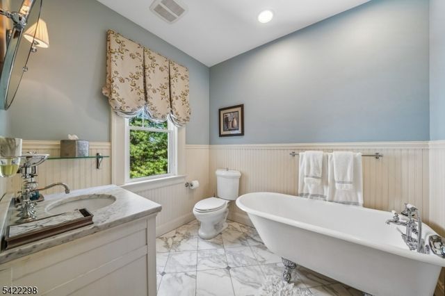 174 Highland Ave, Montclair Twp., NJ 07042