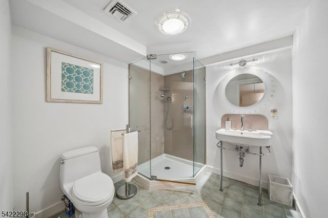 174 Highland Ave, Montclair Twp., NJ 07042