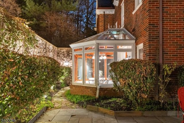 174 Highland Ave, Montclair Twp., NJ 07042