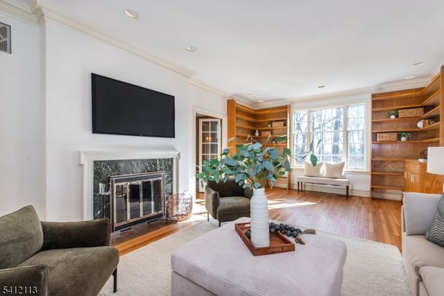 5 Rocky Way, West Orange Twp., NJ 07052