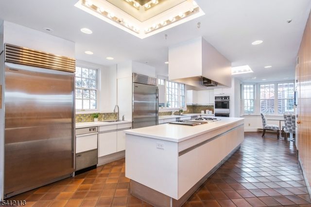 5 Rocky Way, West Orange Twp., NJ 07052