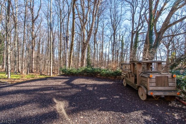 5 Rocky Way, West Orange Twp., NJ 07052