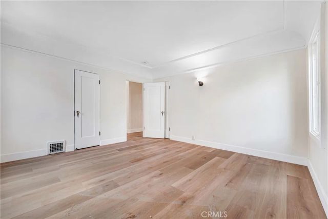 1567 S Spaulding, Los Angeles, CA 90019