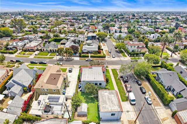 1567 S Spaulding, Los Angeles, CA 90019