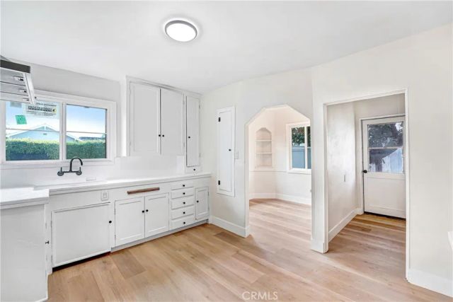 1567 S Spaulding, Los Angeles, CA 90019