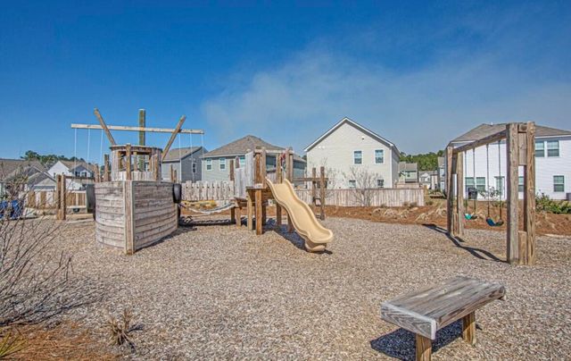 214 Daniels Creek Circle, Goose Creek, SC 29445