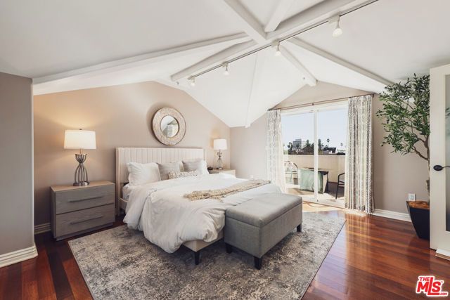 844 3rd Street 5, Santa Monica, CA 90403