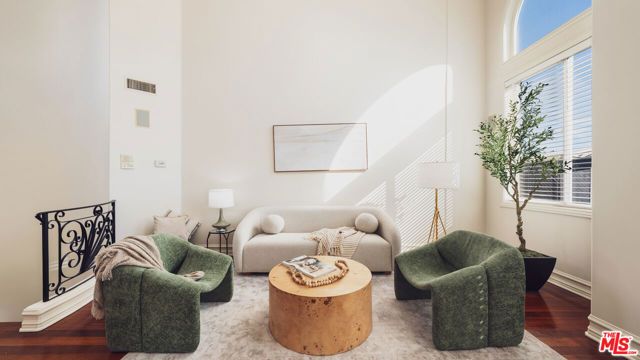 844 3rd Street 5, Santa Monica, CA 90403