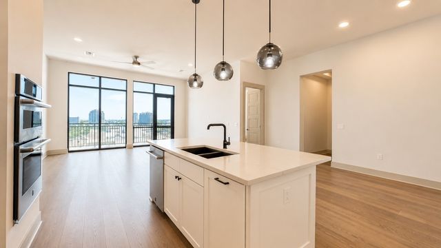 3330 Oak Grove Avenue 1307, Dallas, TX 75204