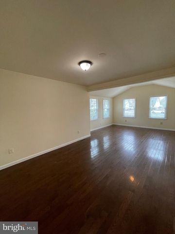 1601 MARSHALL AVE, Rockville, MD 20851