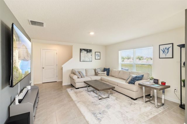 16673 WINDMILL FORGE PASS, Wimauma, FL 33598