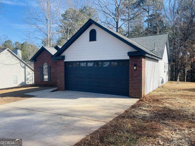 11120 Tara Glynn Drive, Hampton, GA 30228