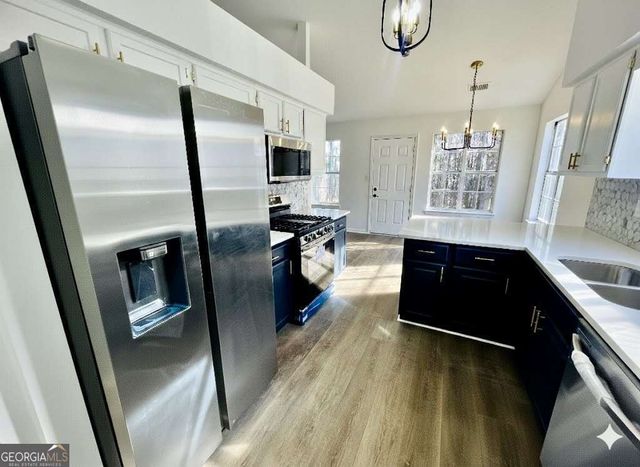 11120 Tara Glynn Drive, Hampton, GA 30228