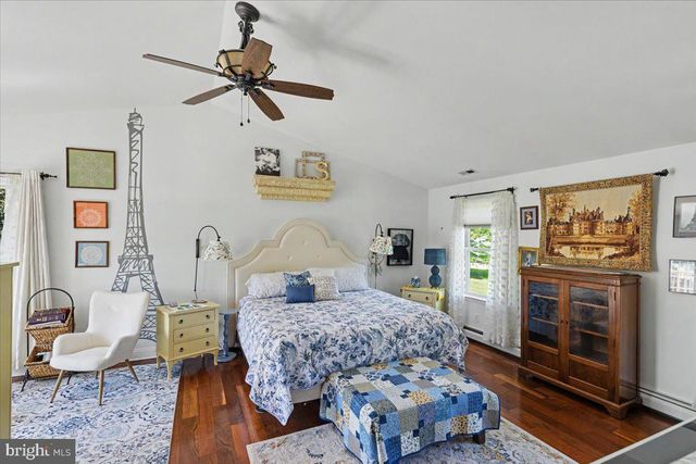 51 MARTIN DR, Holland, PA 18966