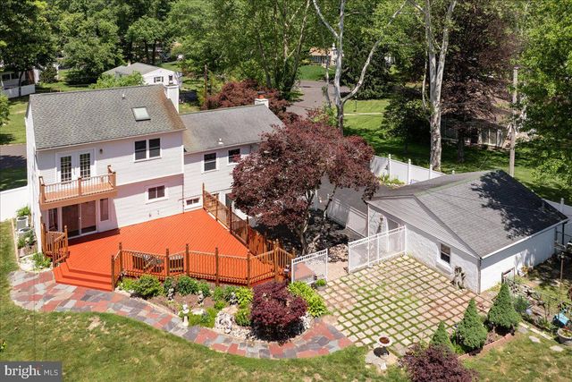 51 MARTIN DR, Holland, PA 18966