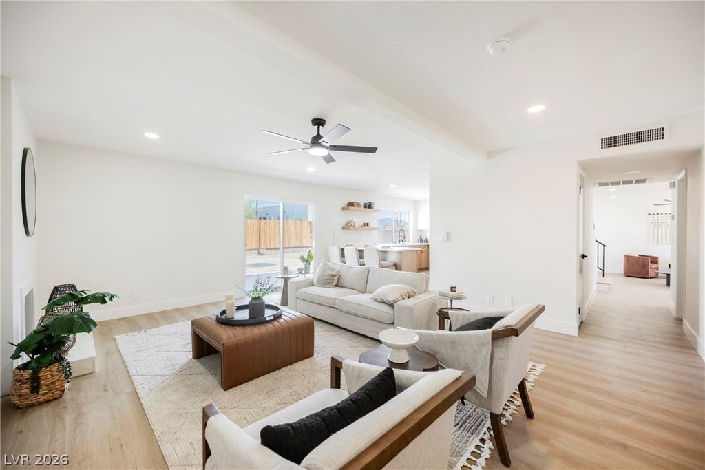 3564 Franciscan Lane, Las Vegas, NV 89121 — photo 2