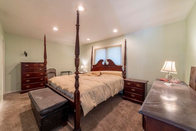 5826 Keller Avenue, Portage, IN 46368