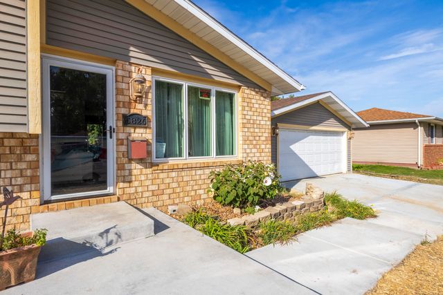 5826 Keller Avenue, Portage, IN 46368