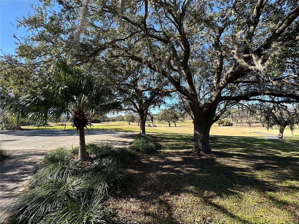 Image 53 of property listing at 8205 VALLEY STREAM LANE, Hudson, FL 34667