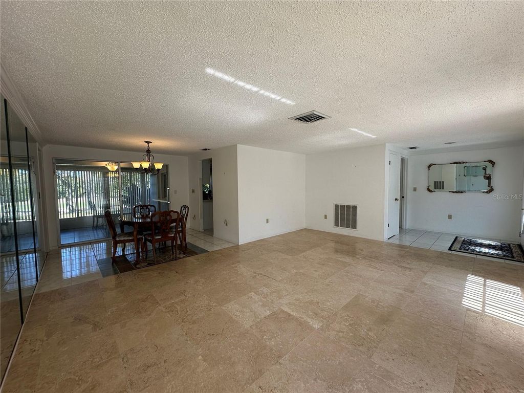 Image 8 of property listing at 8205 VALLEY STREAM LANE, Hudson, FL 34667