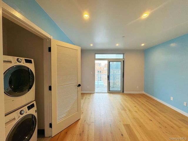 9729 64th Road 5F, Rego Park, NY 11374