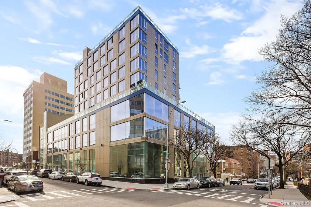 9729 64th Road 5F, Rego Park, NY 11374