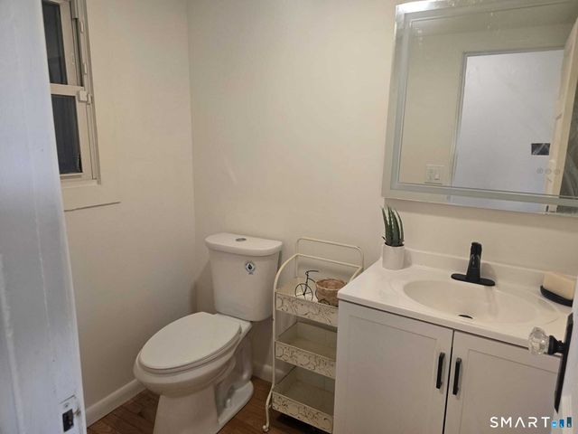 19 Jamaica Street, Bristol, CT 06010