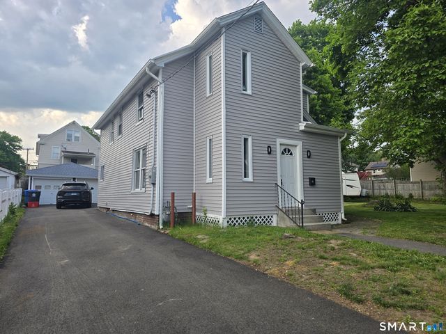 19 Jamaica Street, Bristol, CT 06010