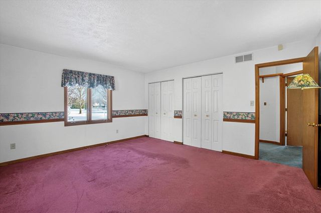 20350 Old 205, Edwardsburg, MI 49112