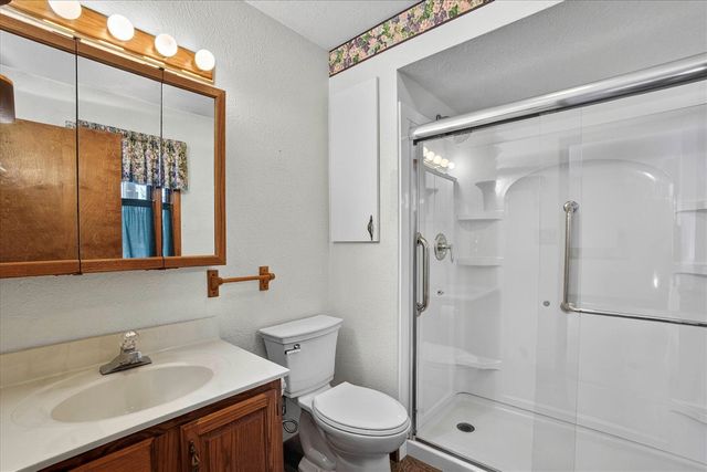 20350 Old 205, Edwardsburg, MI 49112