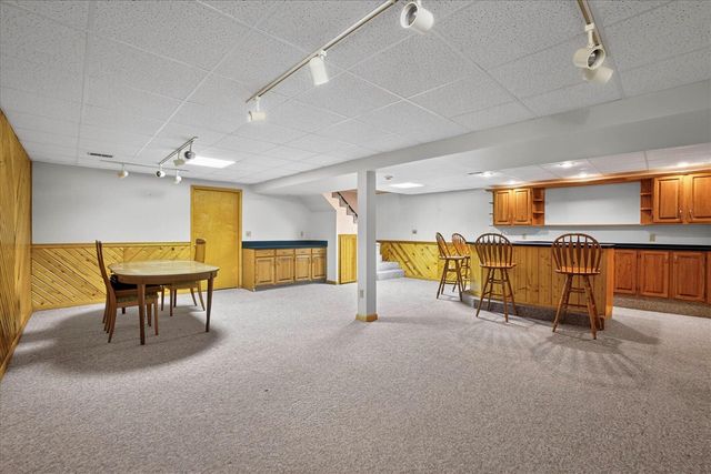 20350 Old 205, Edwardsburg, MI 49112