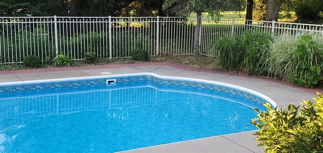 20350 Old 205, Edwardsburg, MI 49112