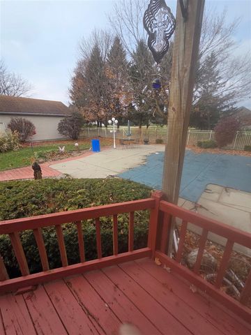 20350 Old 205, Edwardsburg, MI 49112