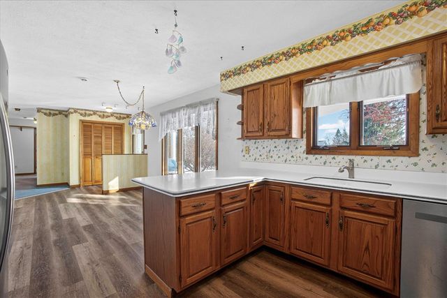 20350 Old 205, Edwardsburg, MI 49112