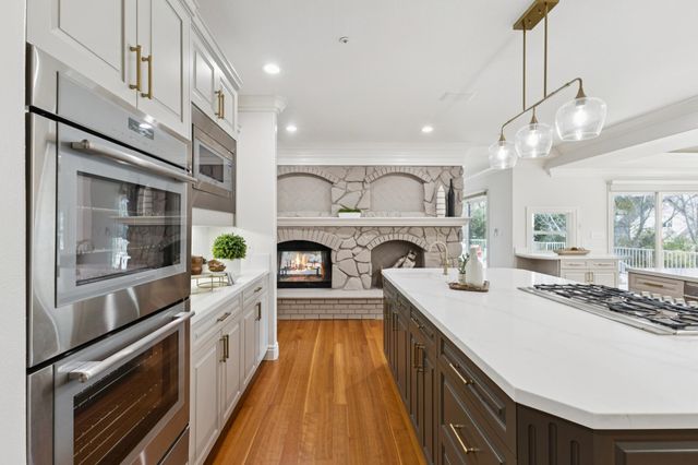 8044 Golden Eagle Way, Pleasanton, CA 94588